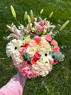 Signature Mixed Blooms Bouquet