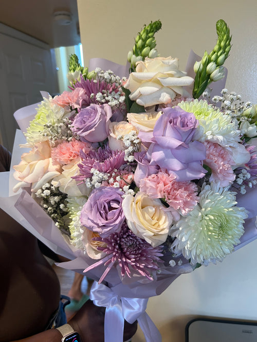 Courthouse + Elopement Bundle - Bridal Bouquet + Boutonniere